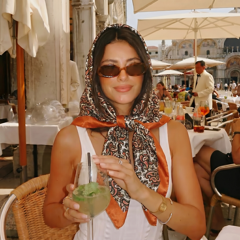 Lenço Quadrado de Cetim Vintag - Vintage Fashion Hijab avaliação e preço