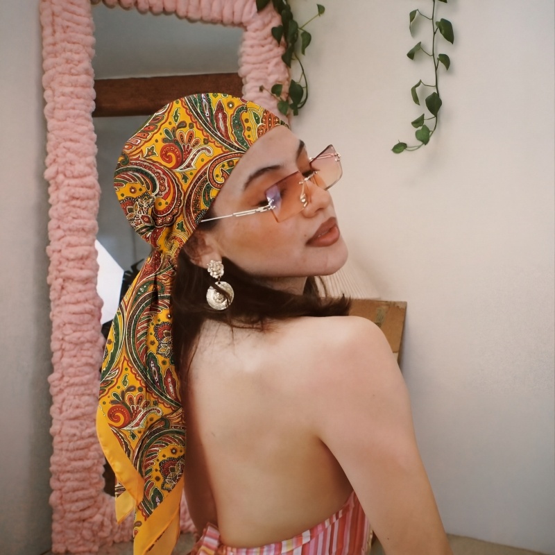 Lenço Quadrado de Cetim Vintag - Vintage Fashion Hijab avaliação e preço