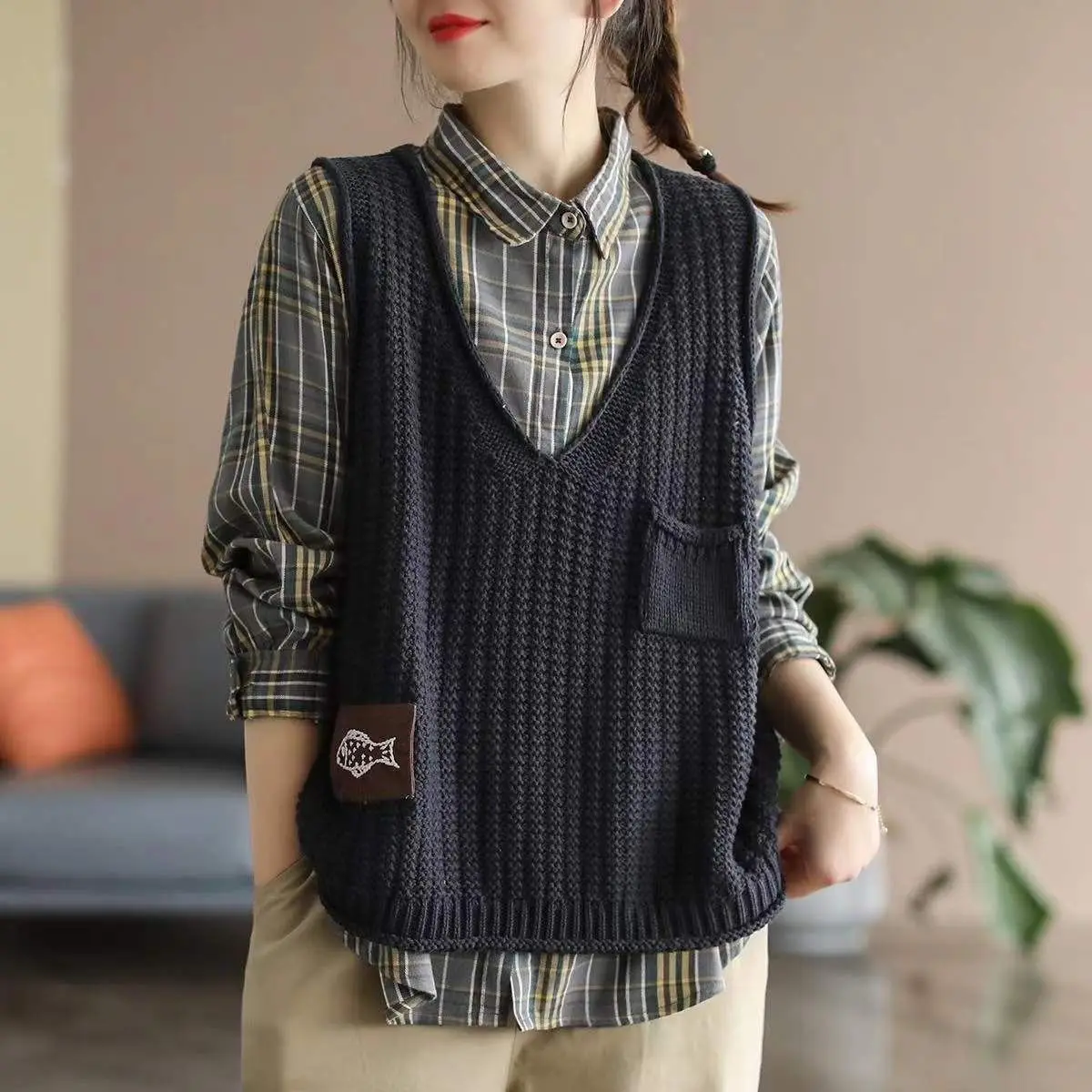 Em Oferta: Colete Feminino de  - Vintage Fashion Trends 2026 avaliação e preço