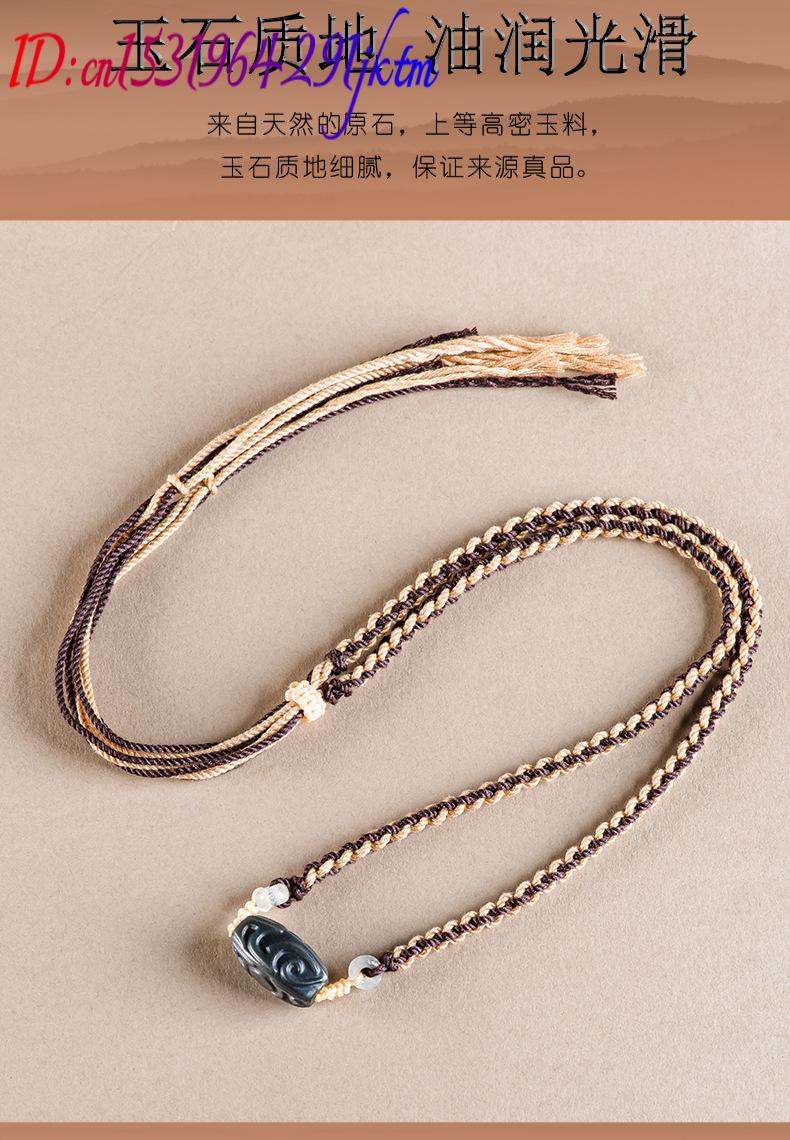 Colar com Pingente de Jade Het - Vintage Fashion avaliação e preço