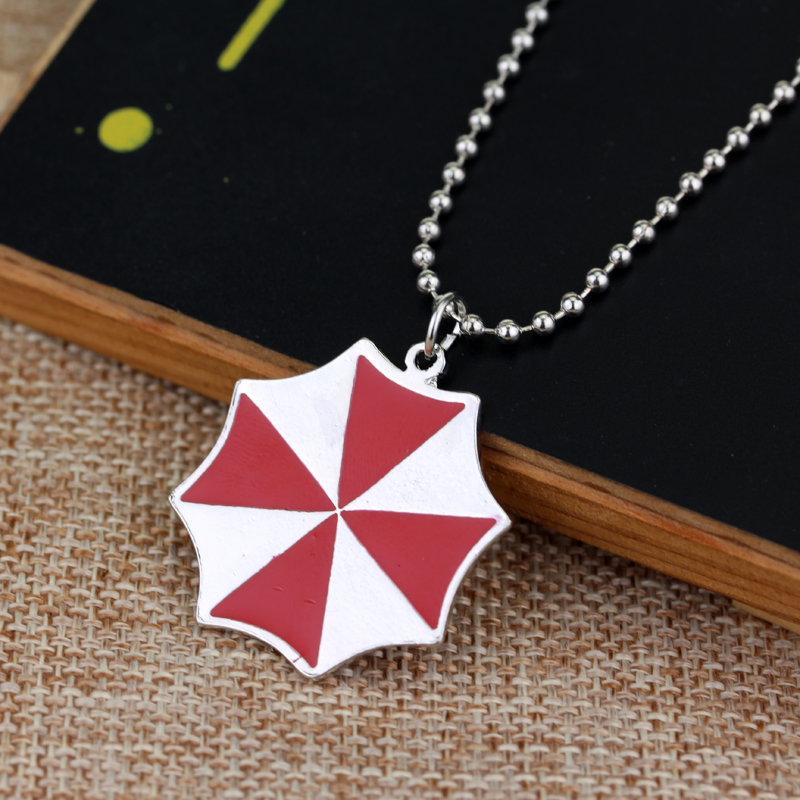 Colar com Pingente de Guarda-C - Vintage Urban Fashion avaliação e preço