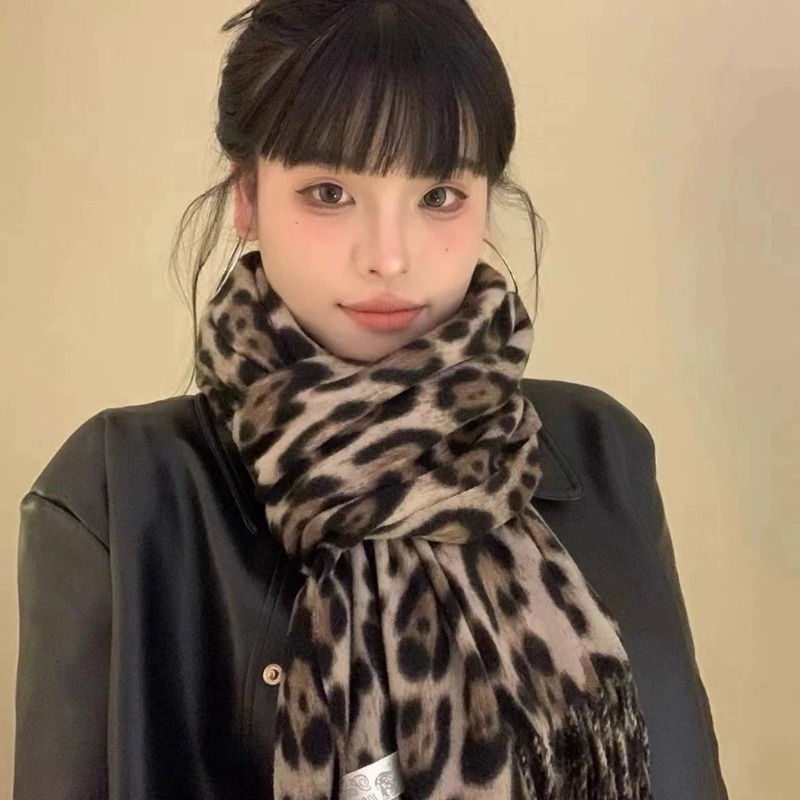 2025 novo retro seda leopardo  - Vintage Fashion Knitwear avaliação e preço