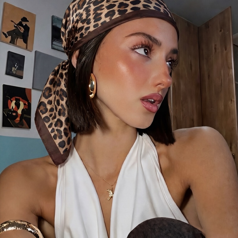 Lenço de Seda Quadrado Vintage - Vintage Fashion Hijab avaliação e preço